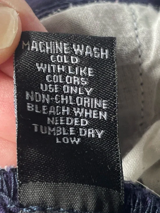 Knickerbocker Vintage Design Navy Printed Shorts - Picture 6 of 6